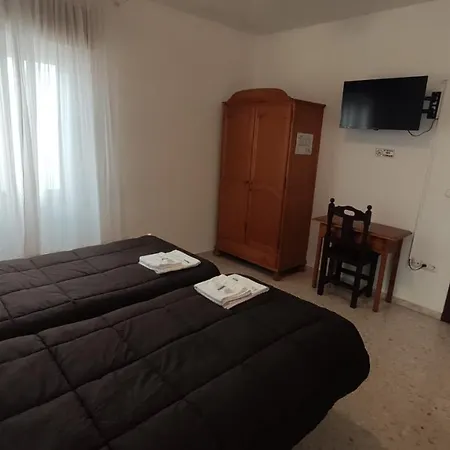 Efebo 24h Konukevi Antequera